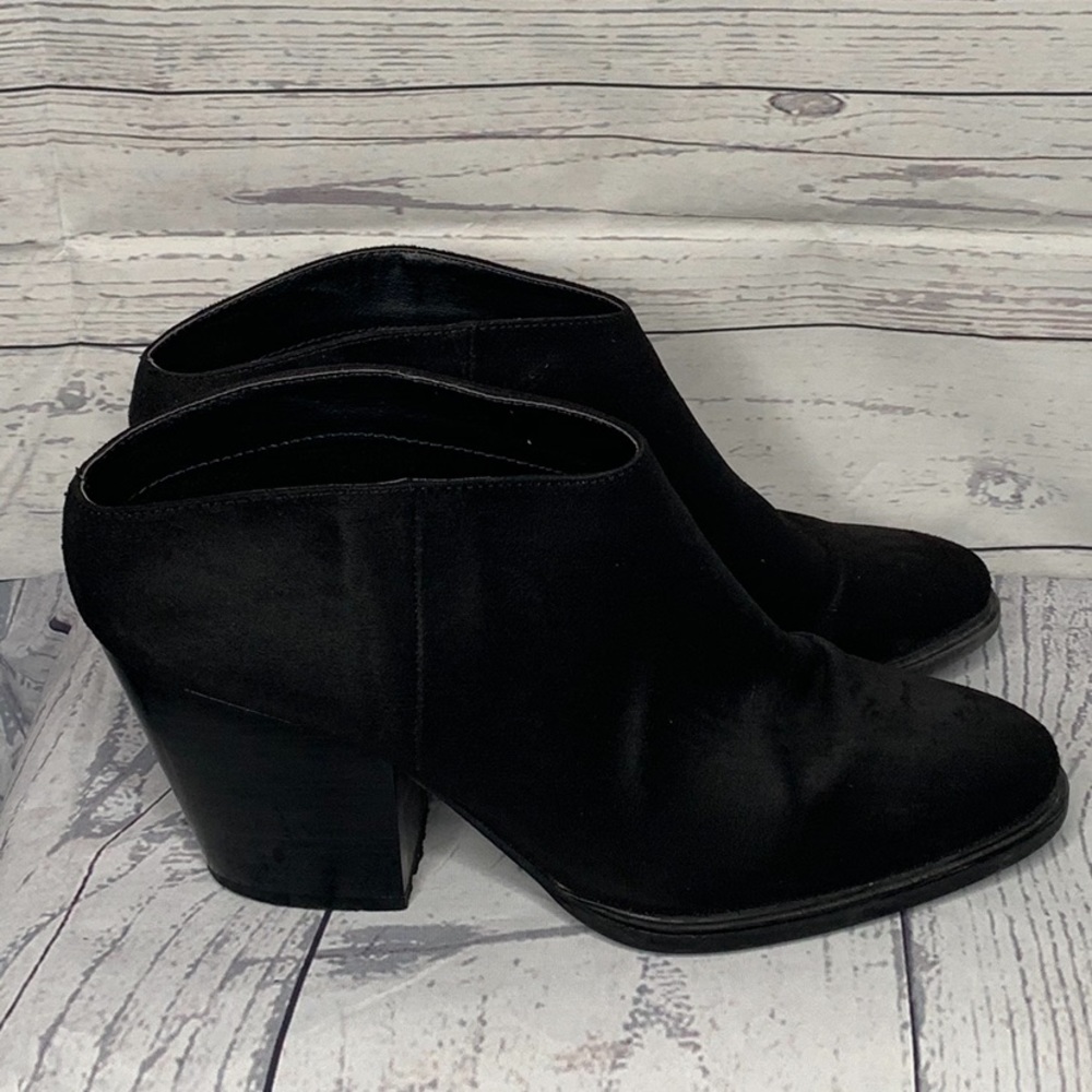 Brash Slip On Heeled Ankle Booties Sz 9.5